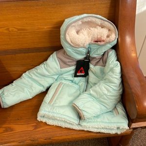 New little girls size 5 Gerry winter coat
